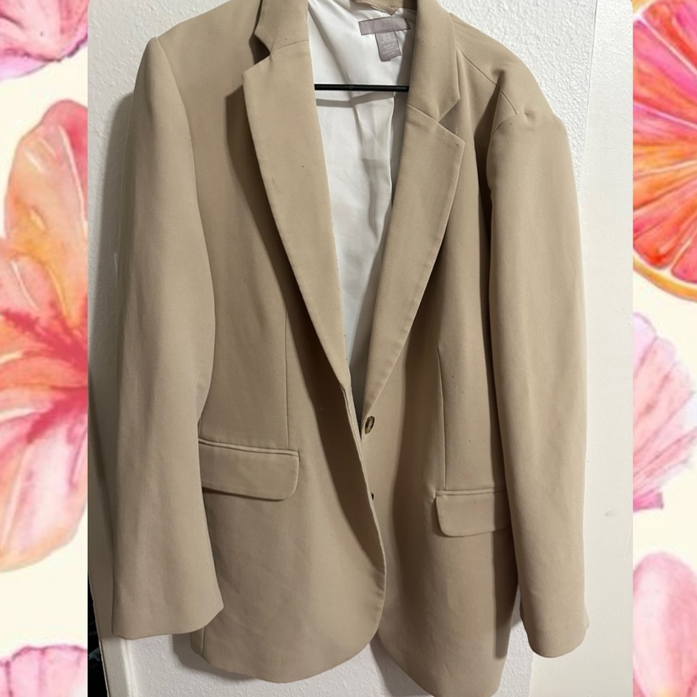 Classic Tan Women's Blazer